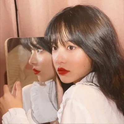 鸾凤嬉春